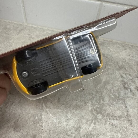 Disney Pixar Cars Dinoco Cruz Ramirez 95 Silver Collection 2019, Mattel New - Picture 3 of 4